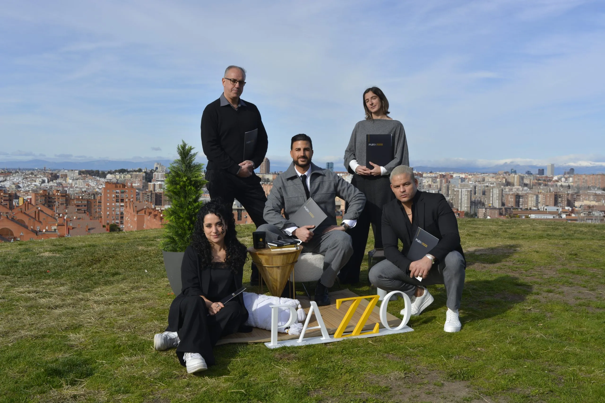 El equipo de Pazzo Interiorismo